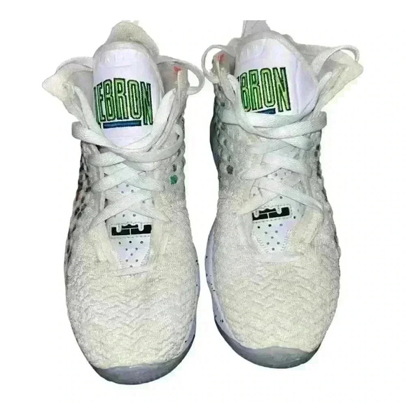 Size 5Y - Nike LeBron 17 Air Command Force - Picture 4 of 15